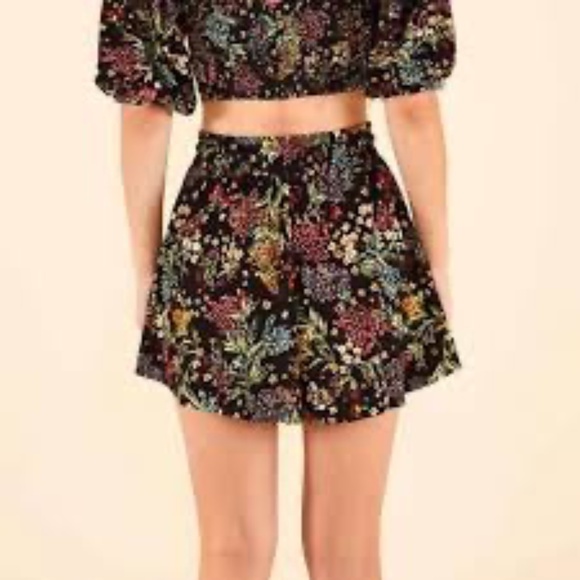 Farm Rio Closet Clean-Out! - Picture 3 of 7